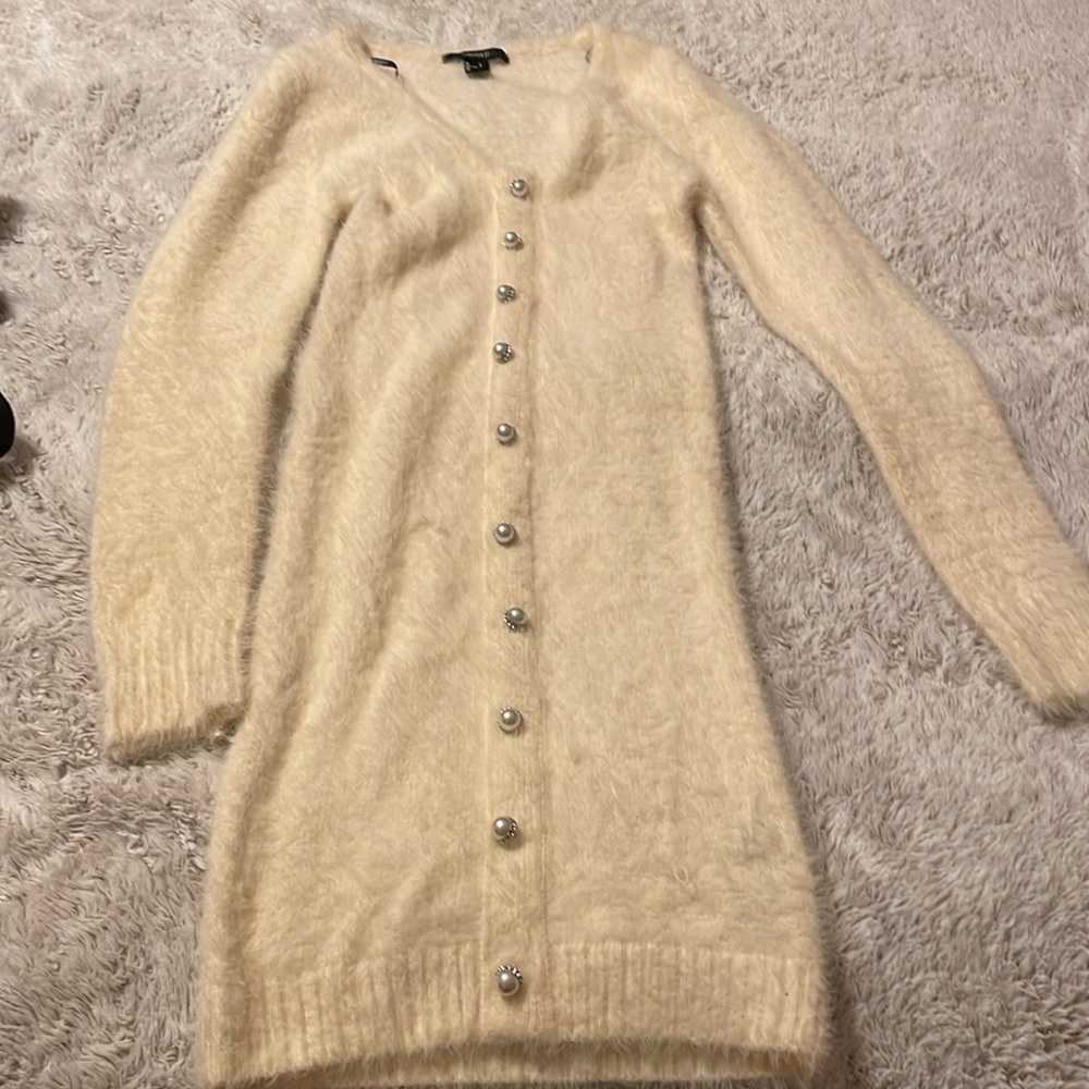 Soft off white/cream dress